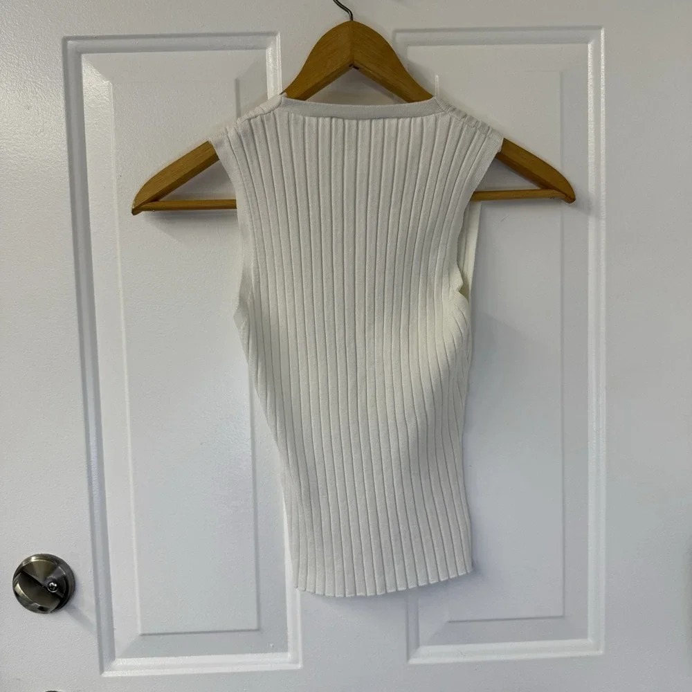 Zara Ribbed‎ Knit Sleeveless V Neck Pullover Sweater Tank Vest White Size S